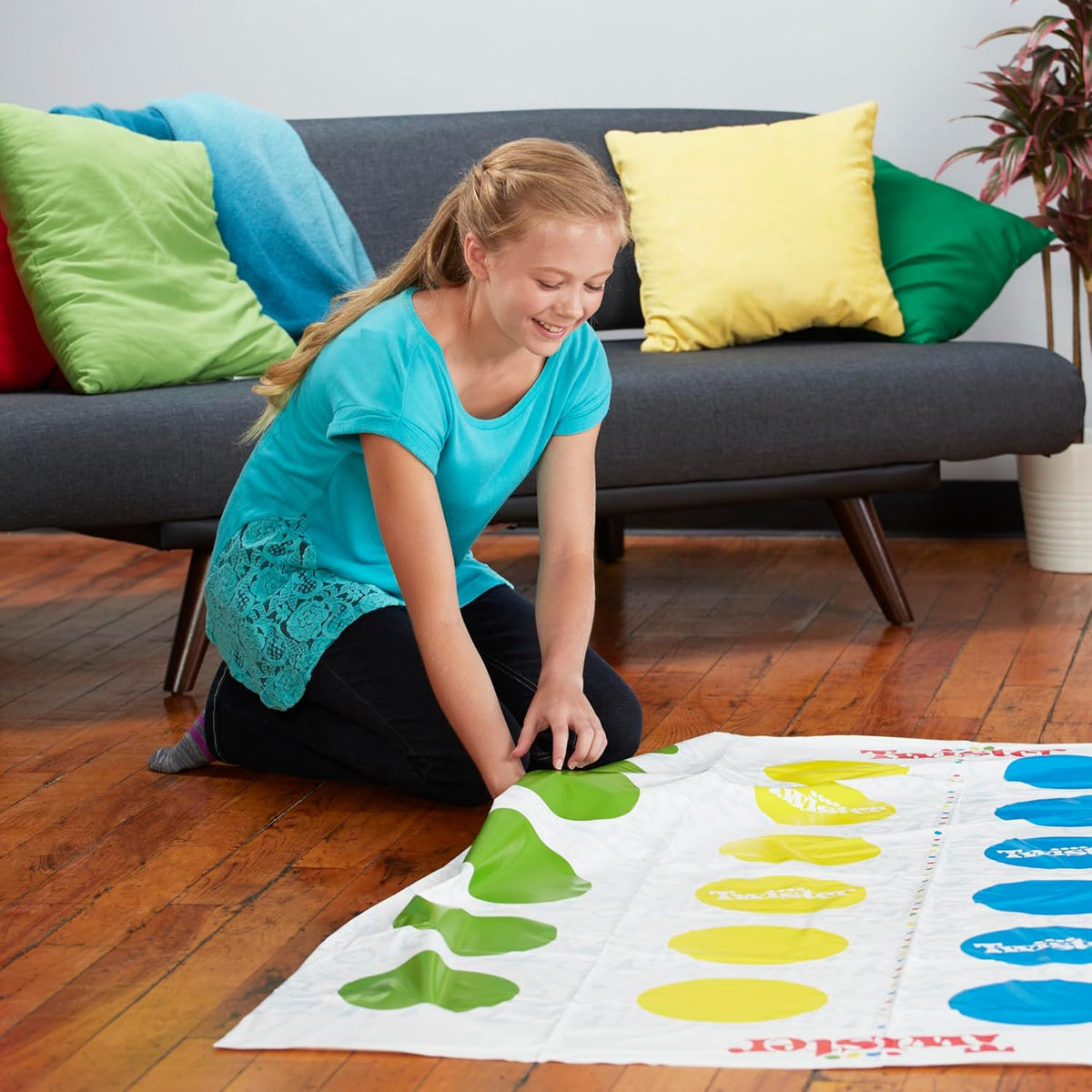Hasbro Gaming Twister Ultimate: Bigger Mat, More Colored Spots, Family, Kids Party Game Age 6+; Compatible with Alexa (Amazon Exclusive)