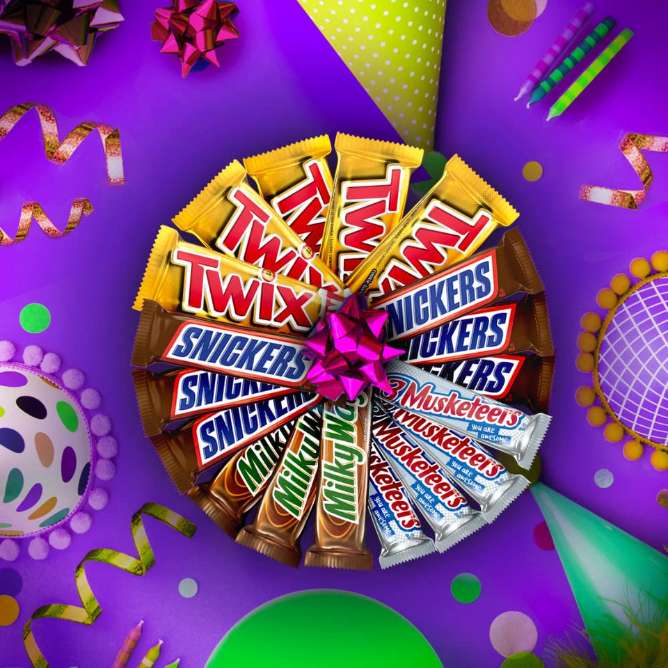 snickers, twix, milky way & 3 musketeers individually wrapped full-size milk chocolate candy bars bulk assortment 33.31 oz 18 bars